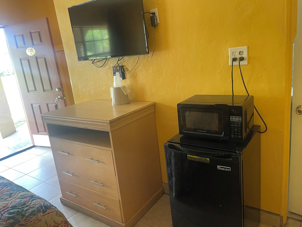 1 Double Bed Room Non Smoking photo 3