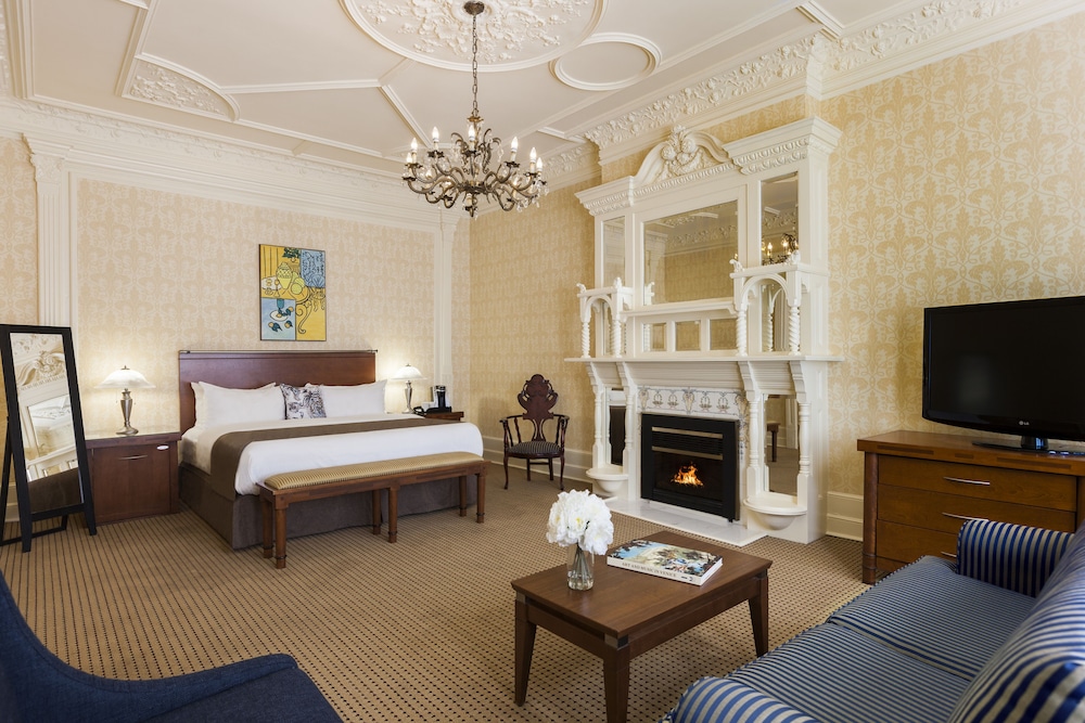 Suite (Versailles) - Photo 1