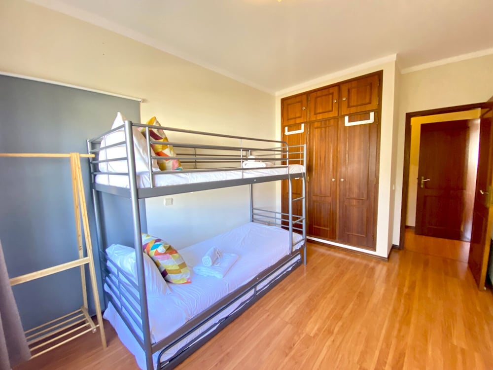 Apartment, 2 Bedrooms, Pool Access photo 1