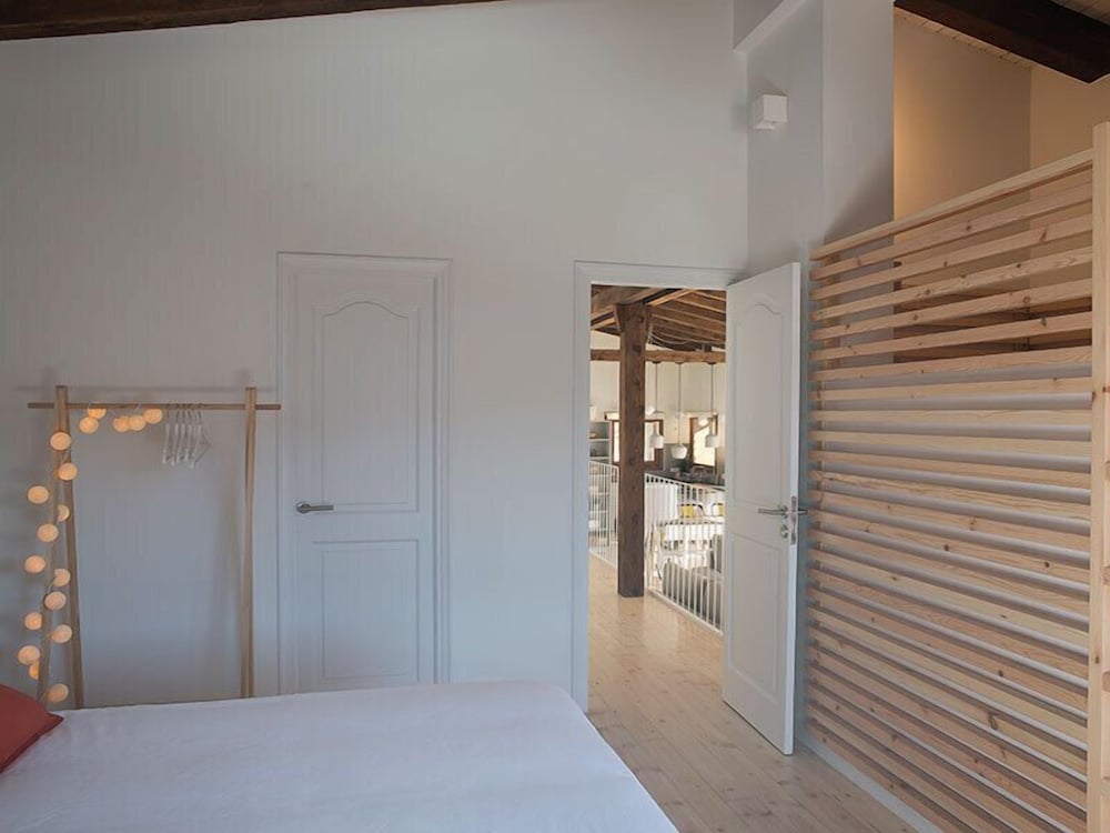 Triple Room, Non Smoking, Mountain View photo 3