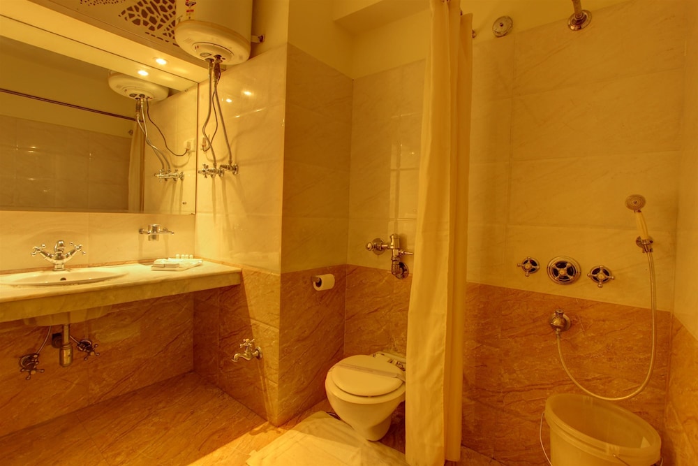 Deluxe Room - Photo 2