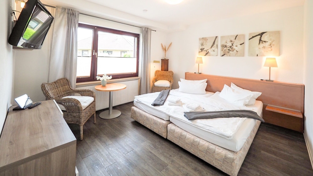 Basic Double Room photo 1