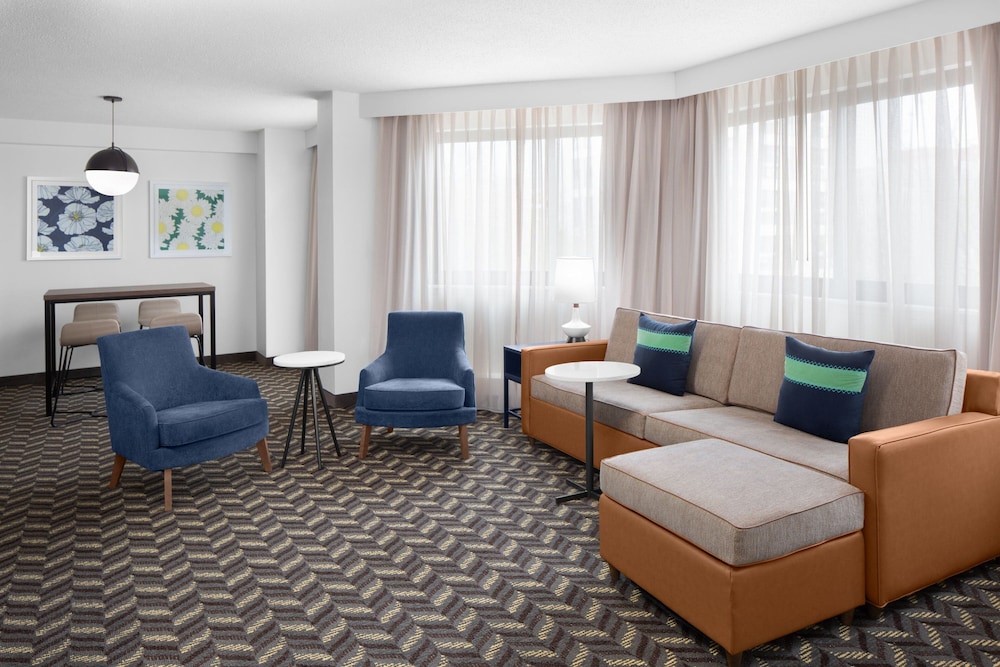 Suite, 1 Double Bed, Corner photo 1