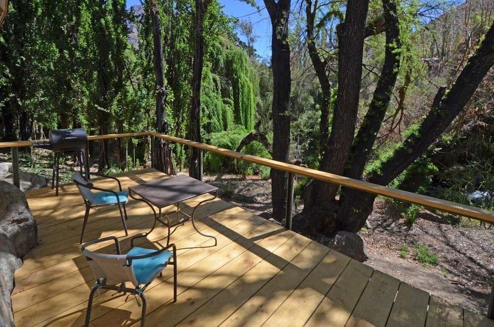 Cabin (Gallery) photo 2