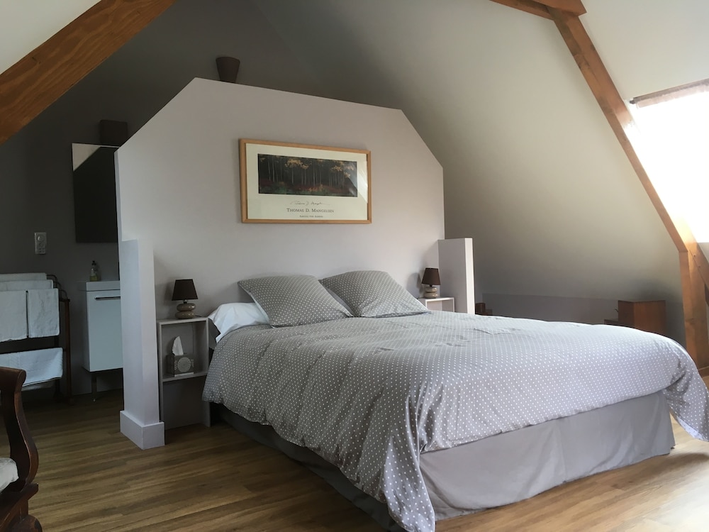 Double Room (La Grange) photo 1