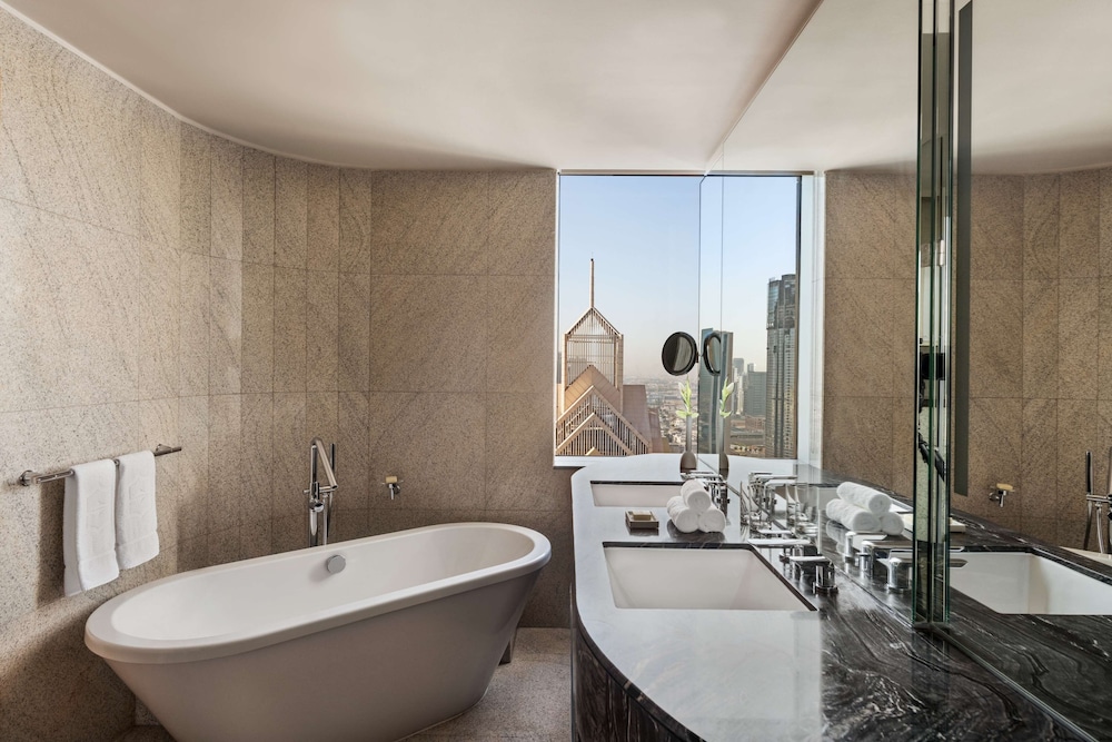 Suite, 1 Bedroom - Exclusive access to the Horizon Club Lounge and breakfast - Photo 3