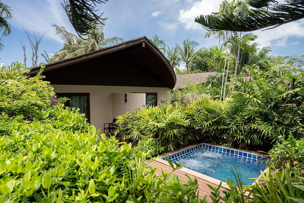 Suite (Outdoor Jacuzzi) - Photo 1