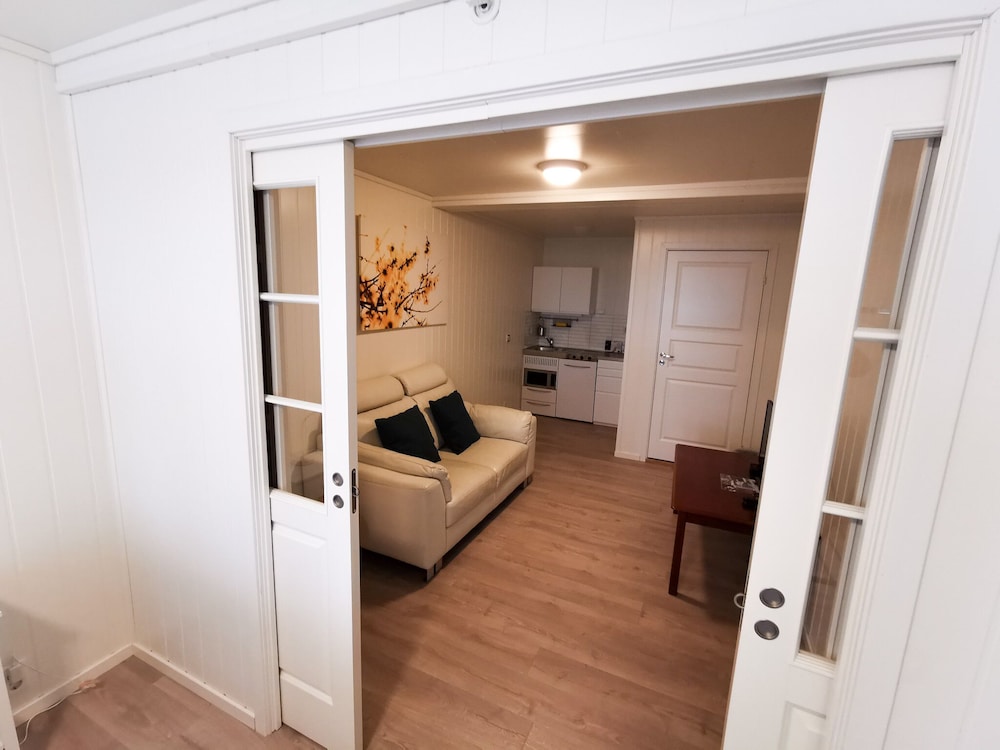Basic Double Room, 1 Bedroom photo 3