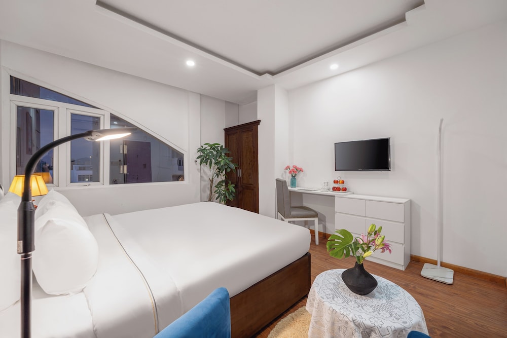 Deluxe Apartment, City View photo 2