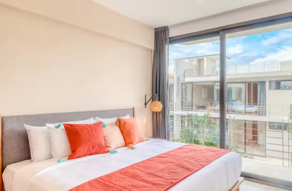 Family Apartment, 2 Bedrooms, Private Pool, Pool View