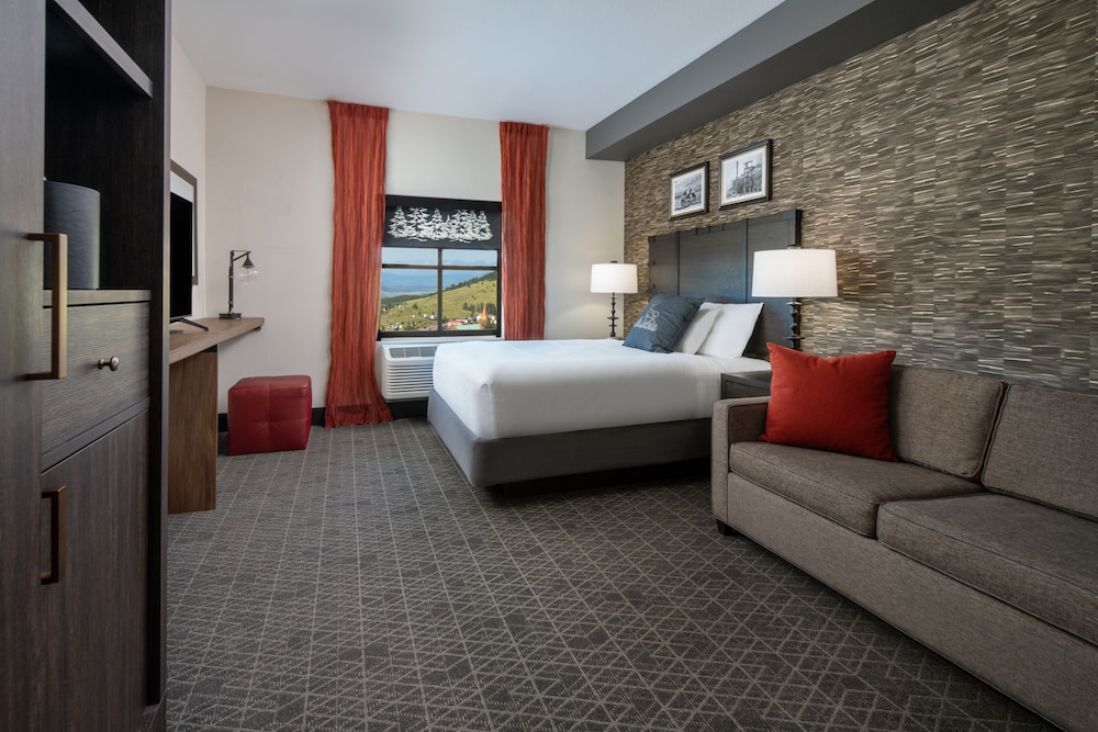 Golden Nugget Standard Room 1 Queen Bed