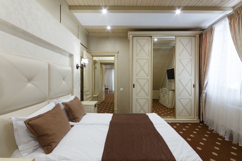 Luxury Suite, Balcony, Mountain View photo 1