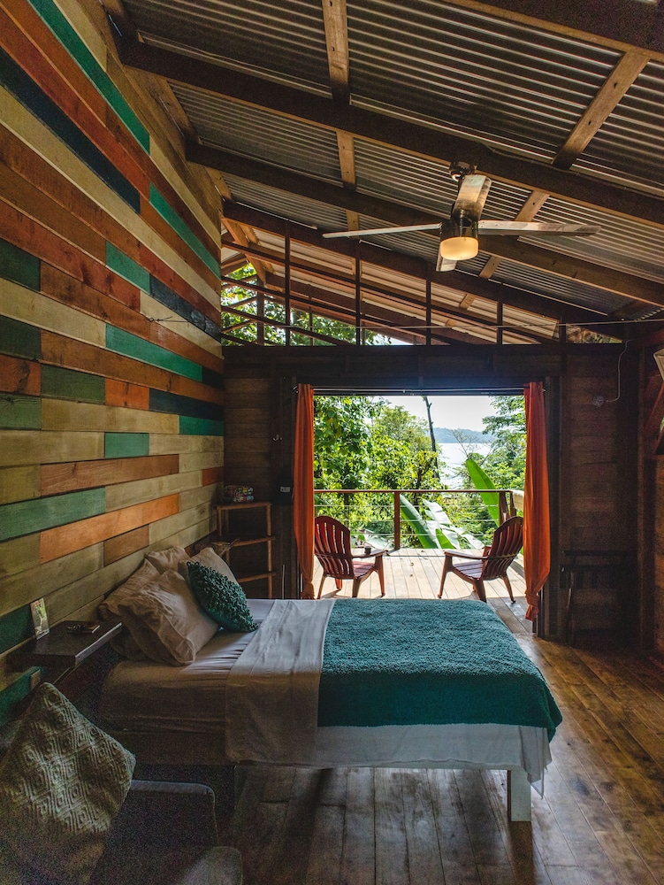 Panoramic Single Room, 1 Queen Bed, Non Smoking photo 3