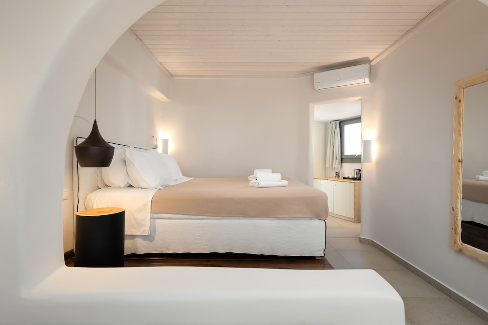 Studio Suite, Sea View