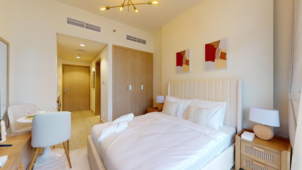 Apartment, 1 Bedroom, Pool Access photo 3