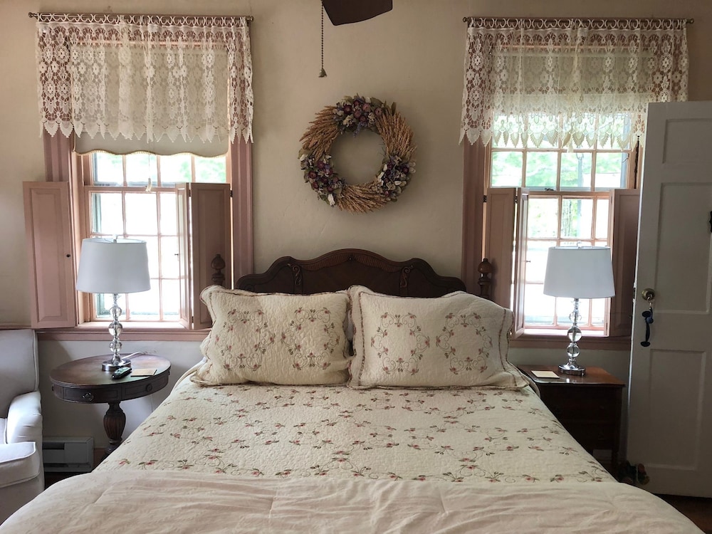 Blithewold Room photo 2