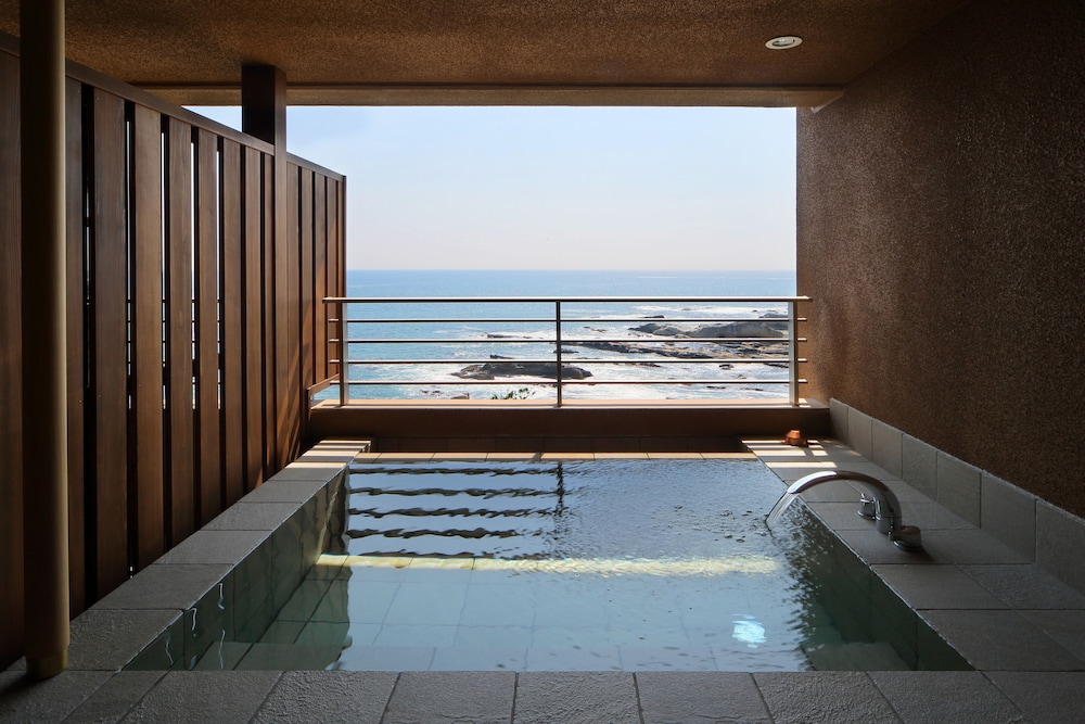 Japanese Style Room With Private Open-Air Bath D, Non Smoking, Cash Only On Site Payment - Photo 3