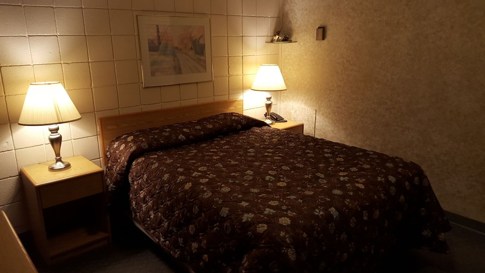 Room, 1 Queen Bed photo 1