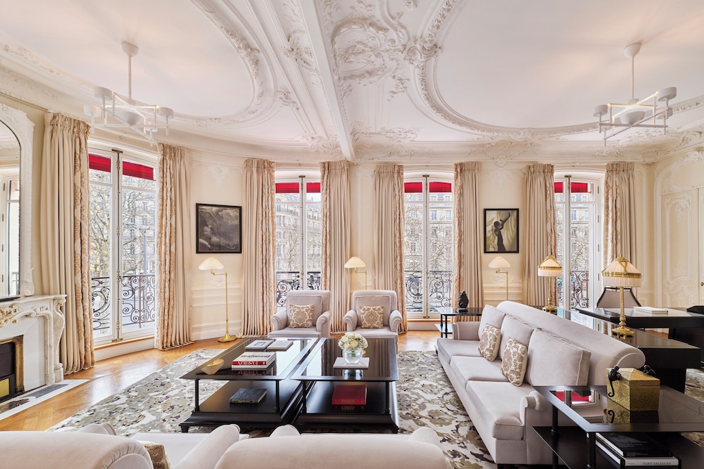 Signature Suite (George V) photo 3