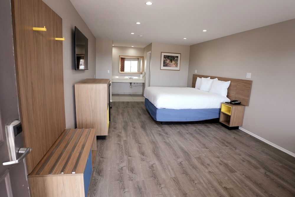 Classic Single Room