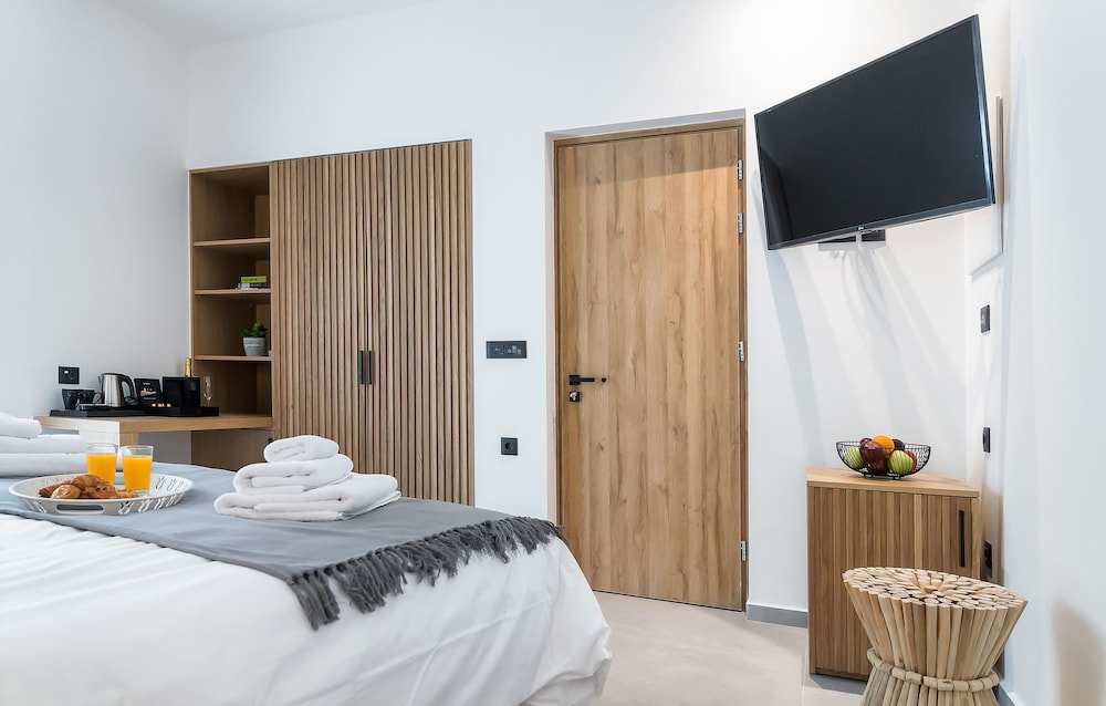 Basic Double or Twin Room