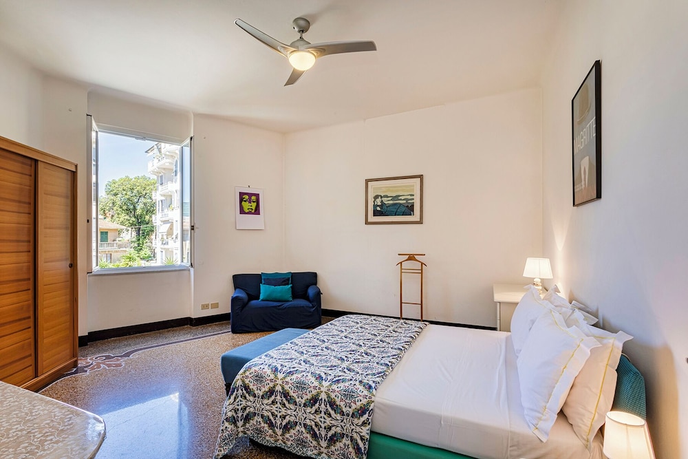 Apartment, Balcony