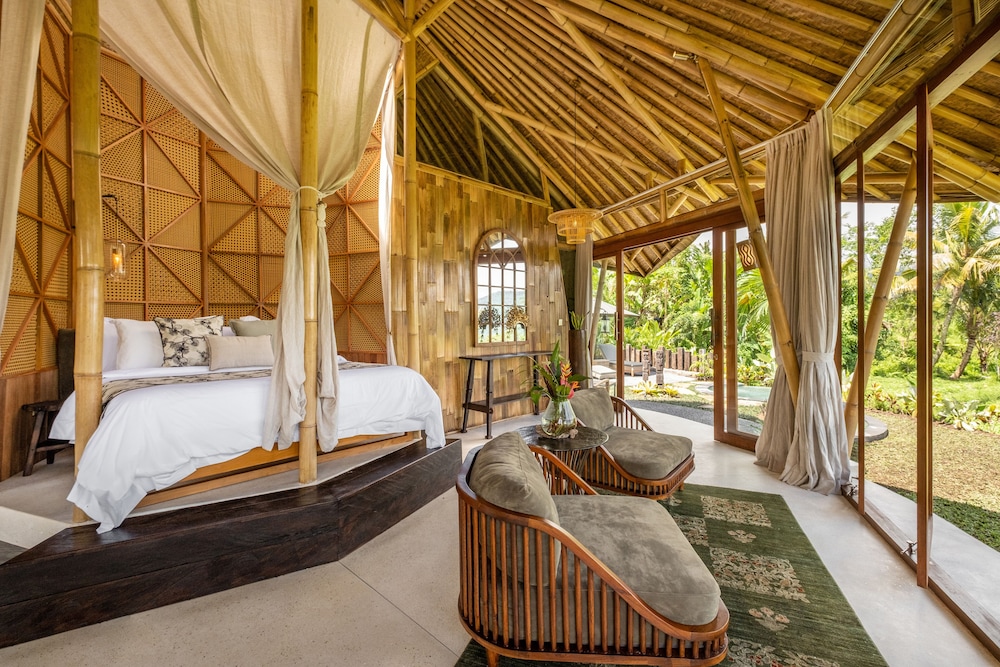 Luxury Villa, 1 King Bed, Private Pool, Hill View