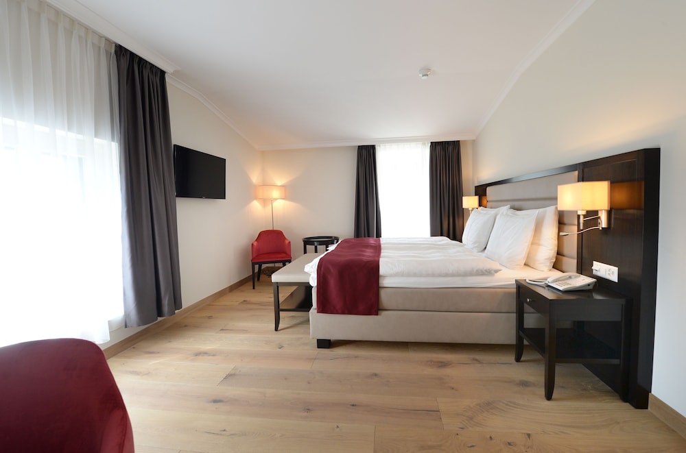 Premium Double or Twin Room, 1 Queen Bed