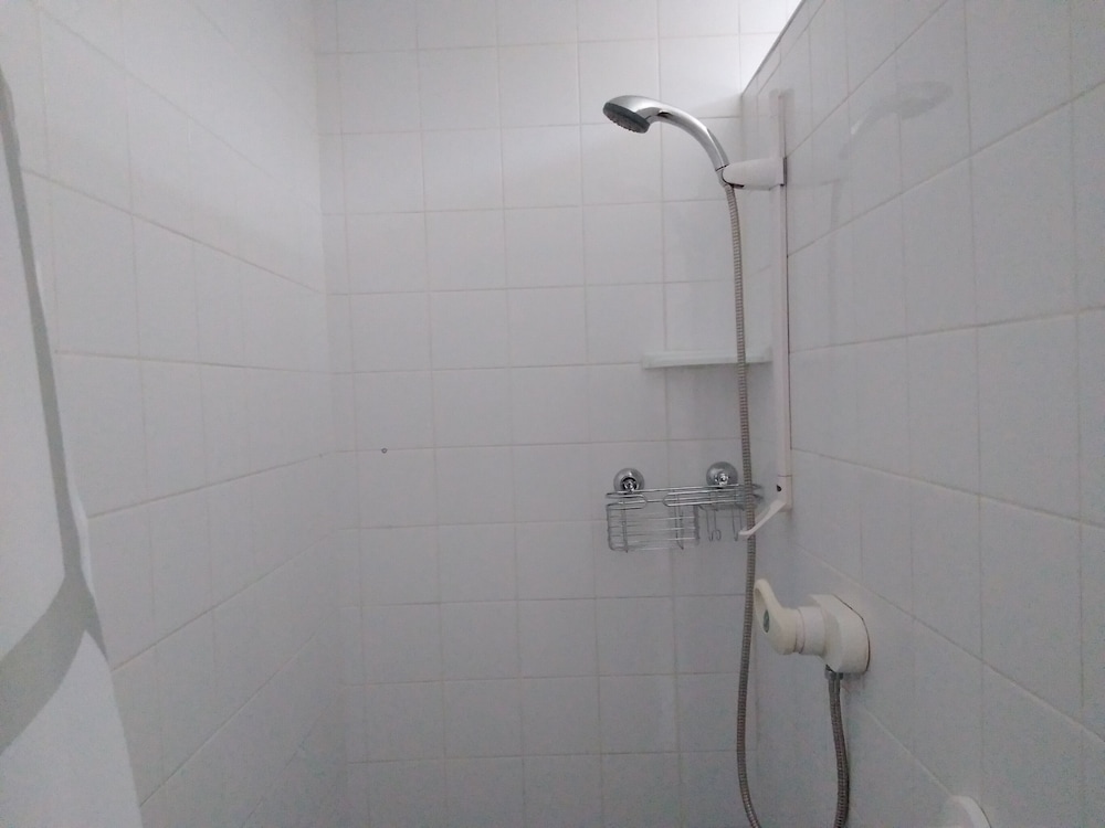 Single Room, Shared Bathroom (Room 1) photo 3