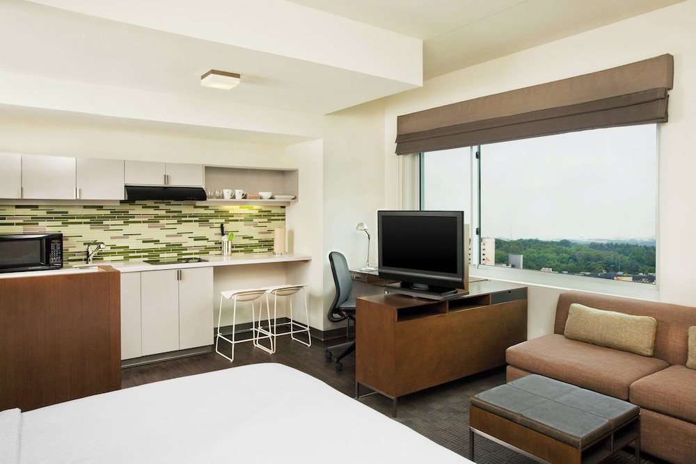 Aloft by Marriott Arundel Mills BWI Airport