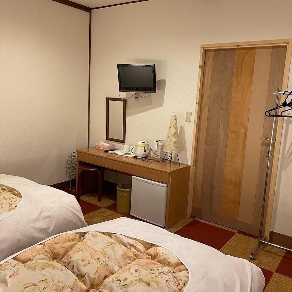 Twin Room (Main Building) photo 1