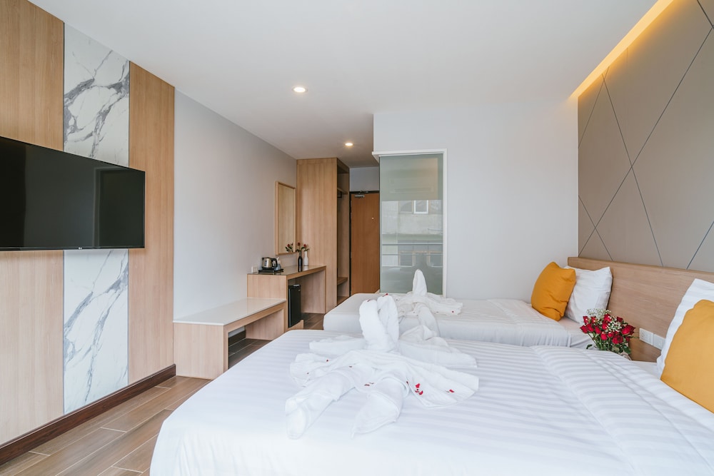 Deluxe Twin Room photo 1