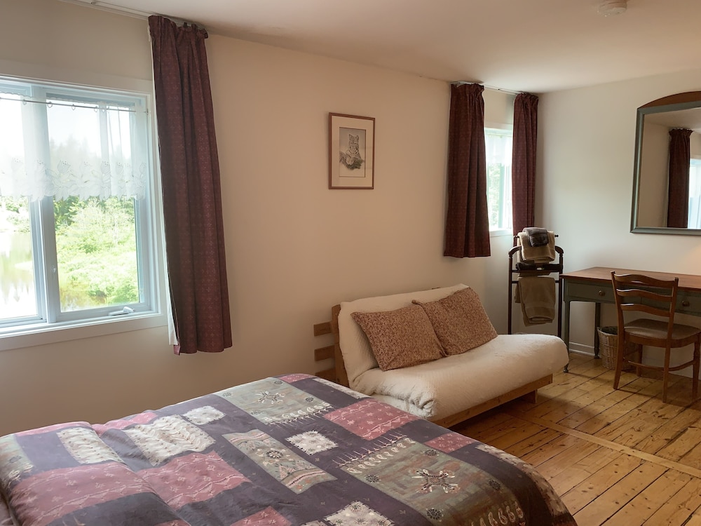 Family Suite, 2 Bedrooms, Lake View photo 2