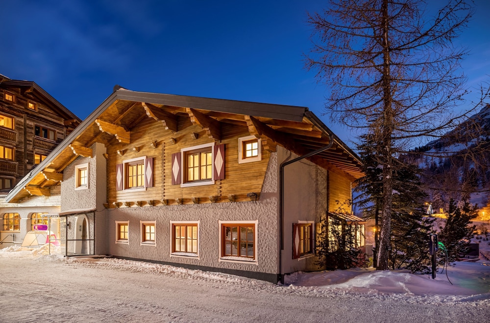 Chalet for 4+4 photo 1