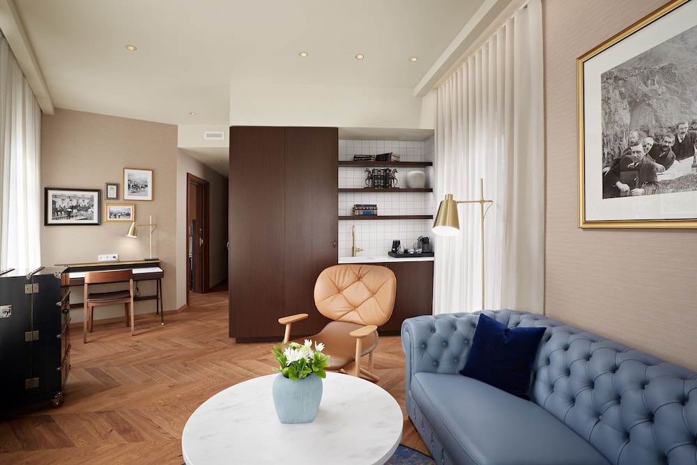 Konsulat Suite photo 2