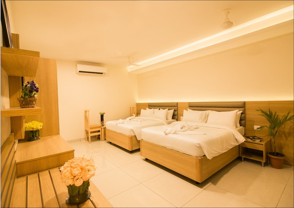 Deluxe Quadruple Room, Multiple Beds
