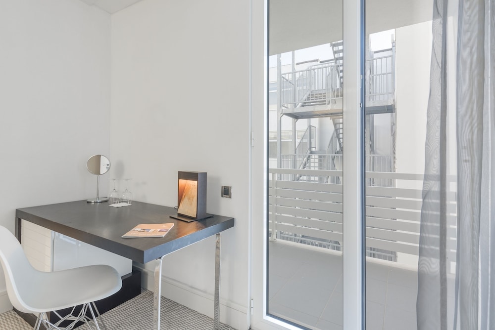 Family Studio Suite, 1 Bedroom - Photo 2