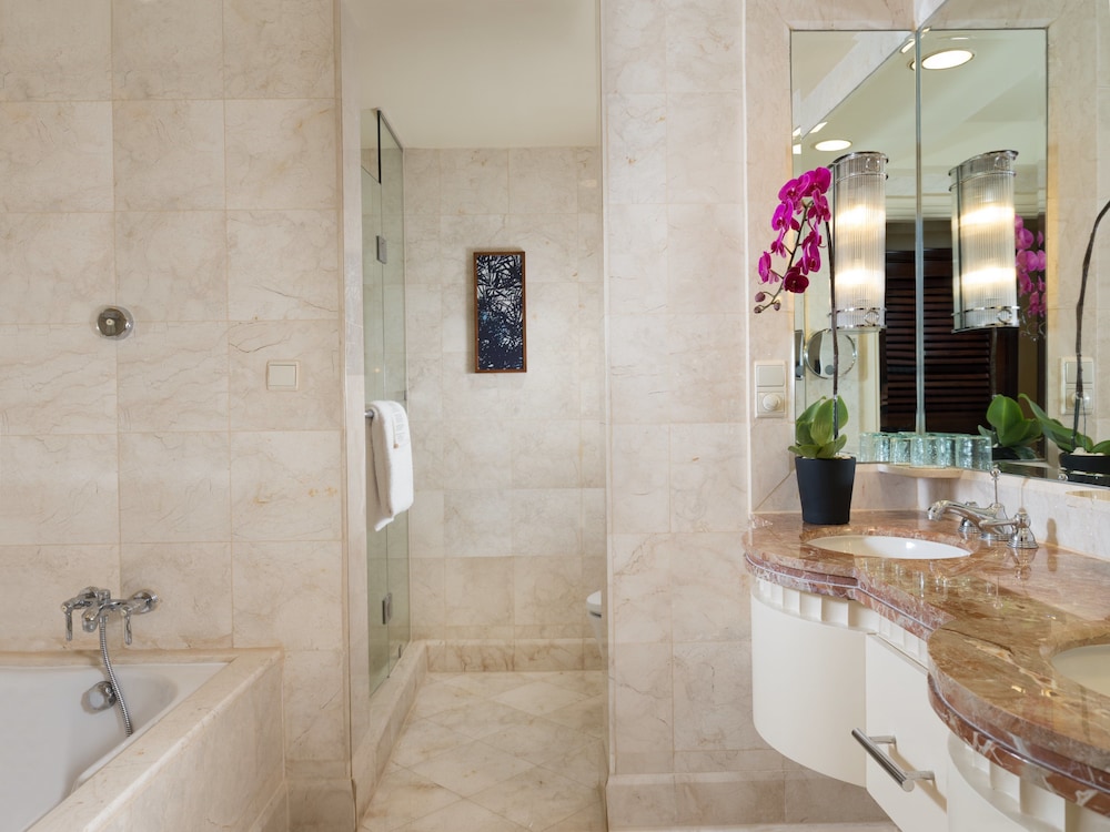 Premier Room (Free Minibar) - Photo 5