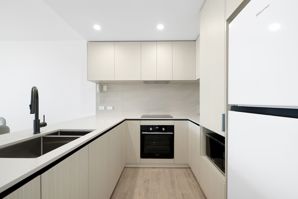 1 Bedroom Collection Apartment photo 3