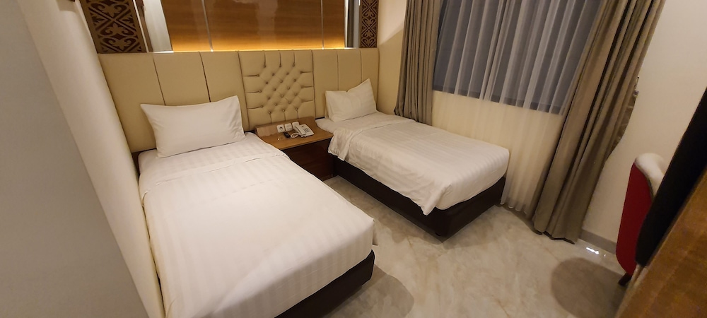 Superior Room, 2 Twin Beds - Photo 1