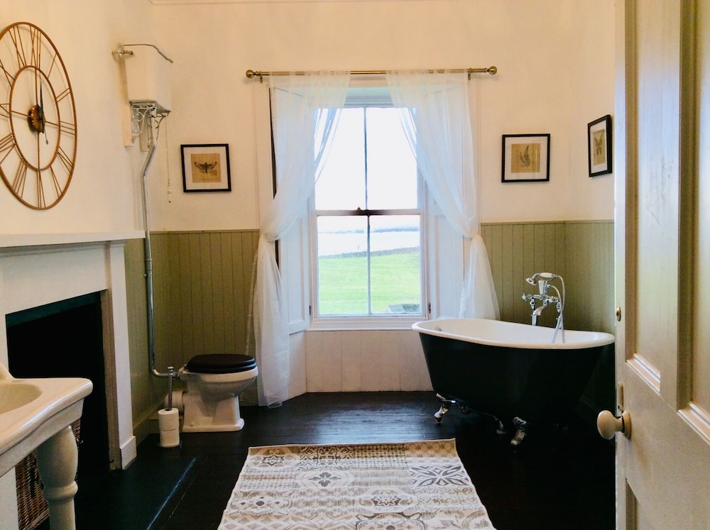 Double Room, Ensuite, Garden View photo 3