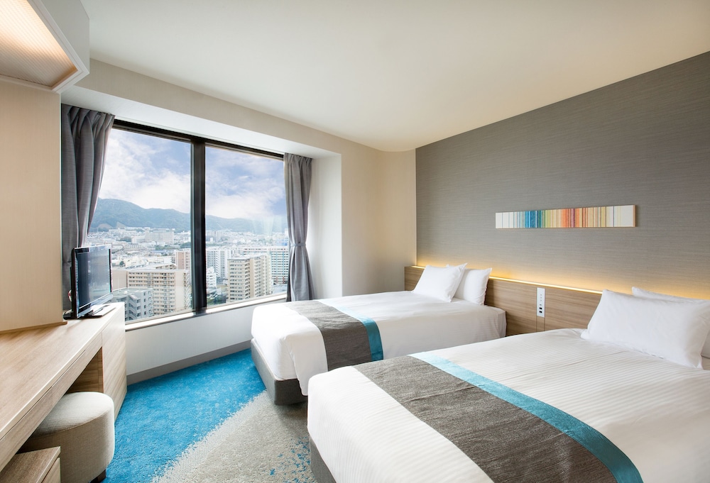 Double Room (Sky Floor), Non Smoking - Photo 2