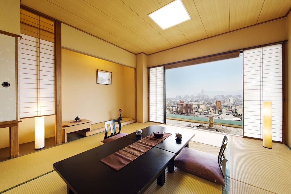 Standard Japanese Room -City View- photo 1
