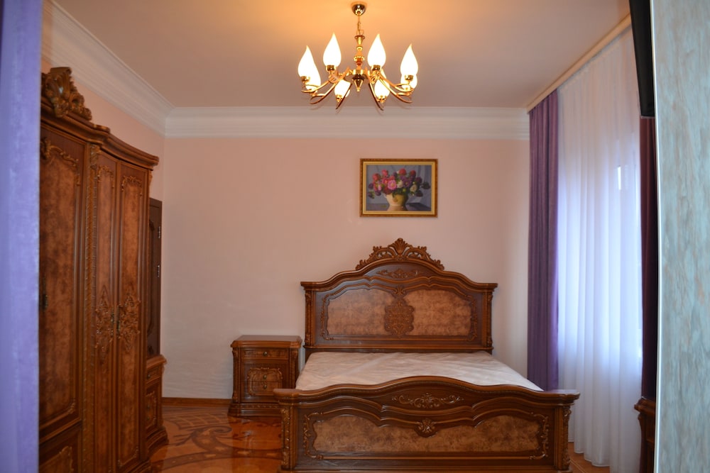 Comfort Room, 1 King Bed photo 2