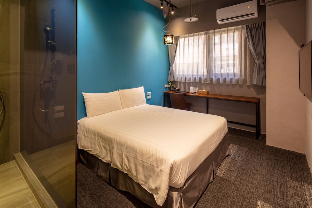 Comfort Double Room, City View photo 3