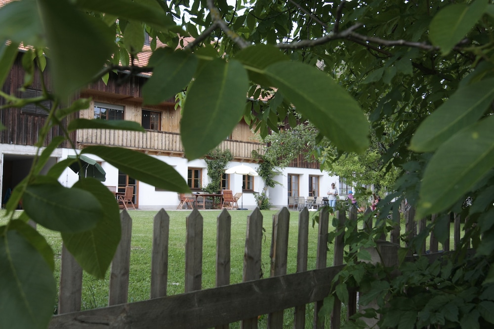 Comfort Apartment, 2 Bedrooms, Terrace, Garden View photo 3