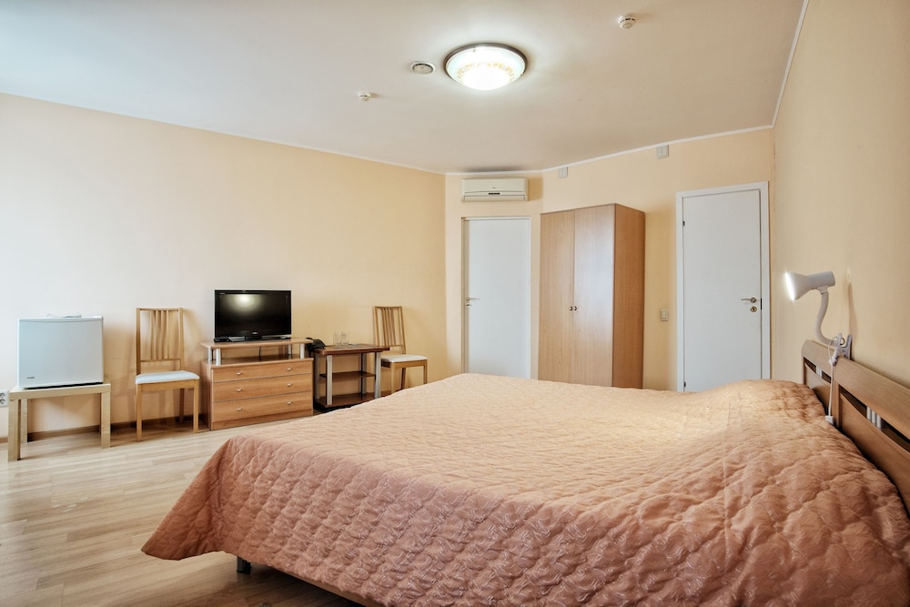 Standard Double Or Twin Room photo 2