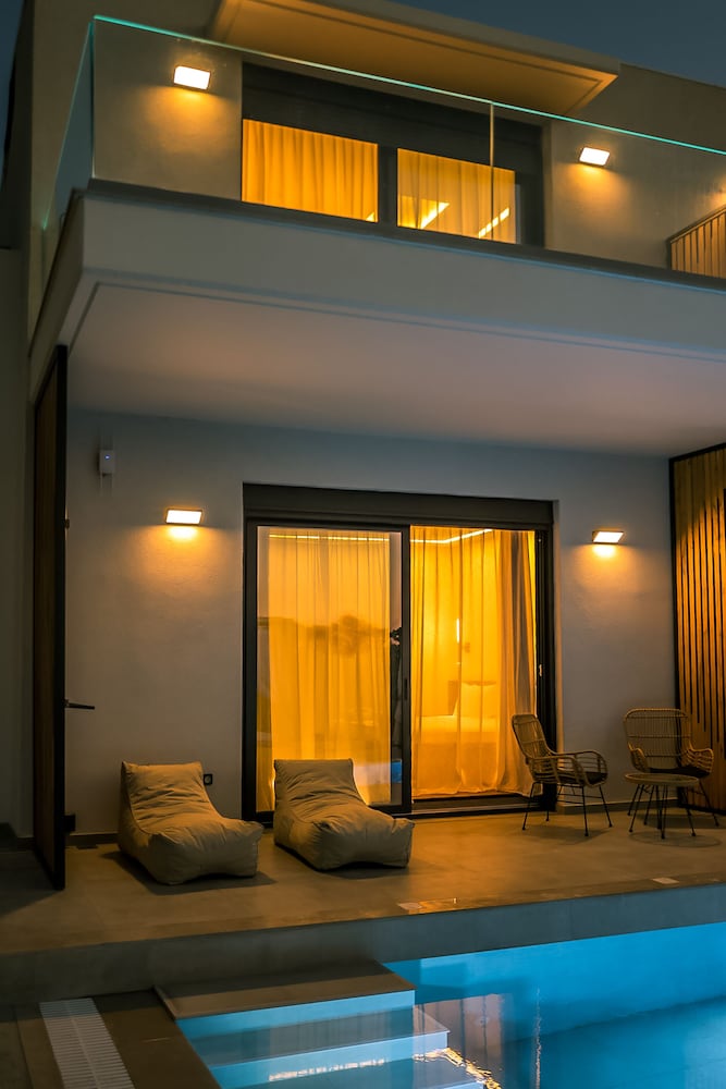Double Room with Sharing Pool - Sea View photo 3
