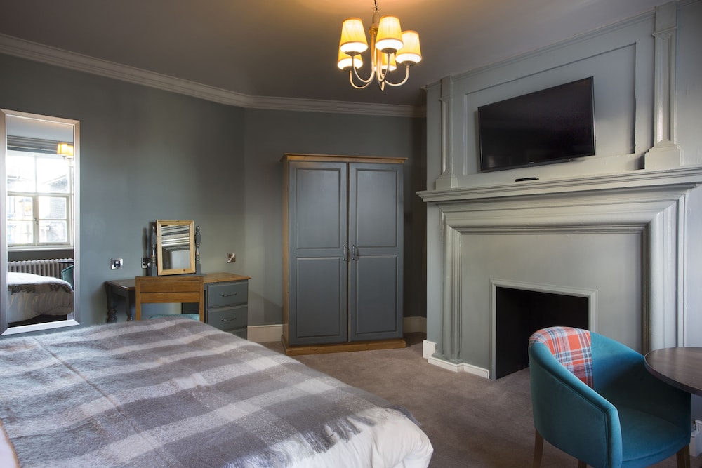 Superior Double or Twin Room photo 2