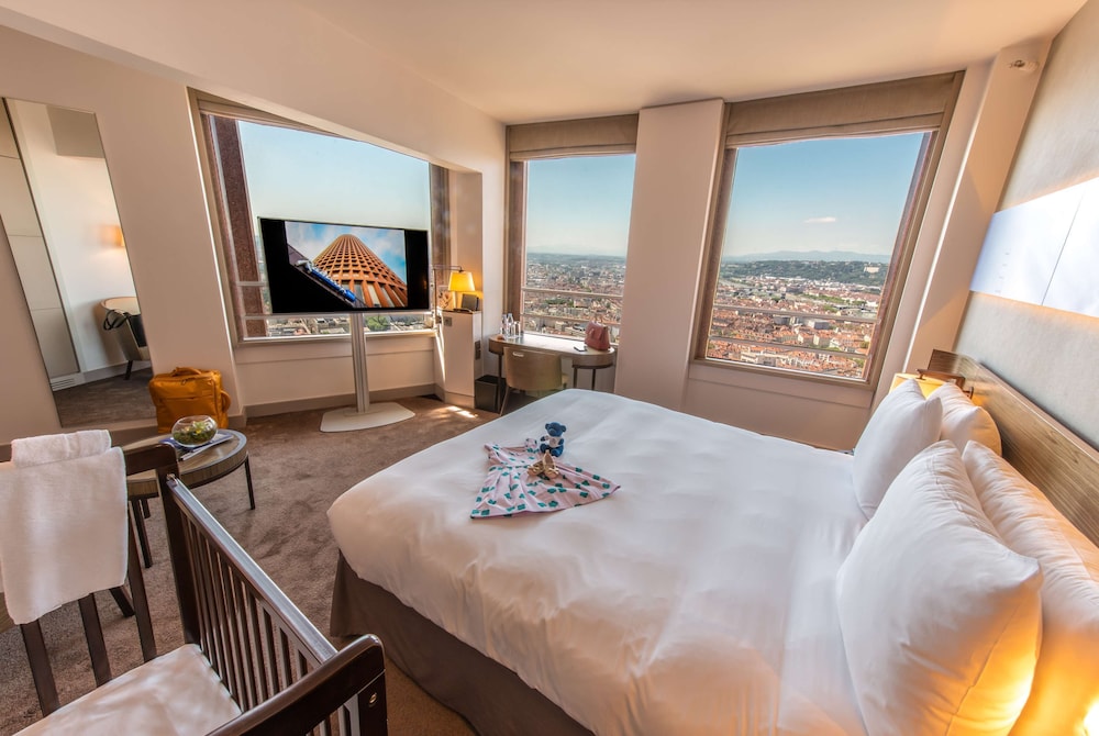 Junior Suite (Panoramic View) - Photo 5